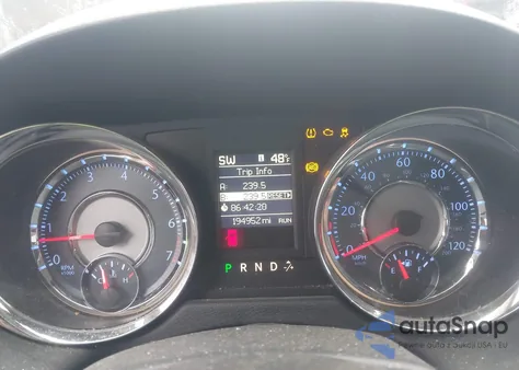 2014 Chrysler Town & Country Touring z USA, uszkodzony, nr VIN 2C4RC1BG6ER271544